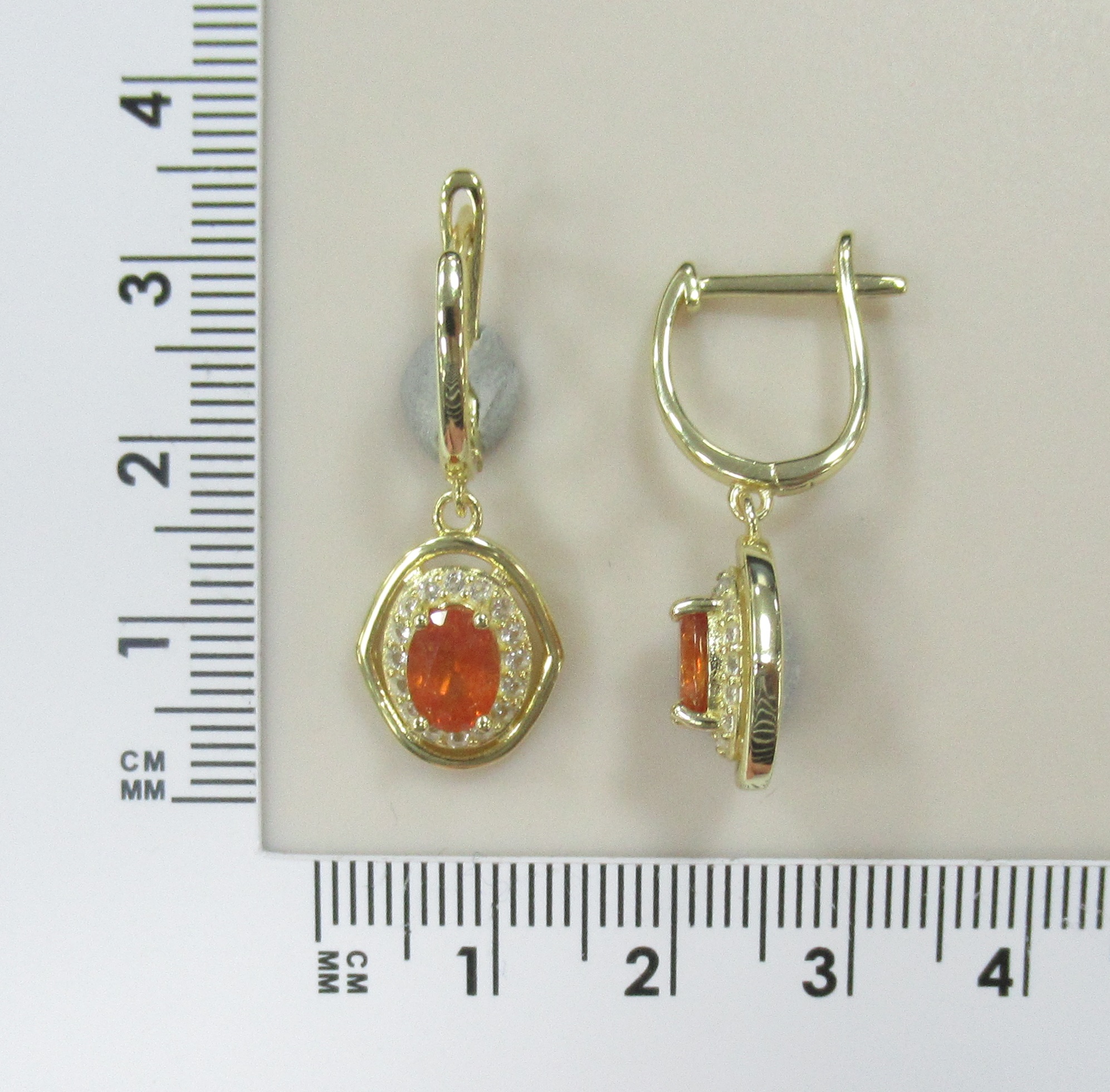 Серебряные серьги с вульфенитами